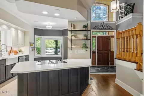 Entry Way - 118 E Walnut Ave, Wake Forest, NC 27587 photo 3 of 10