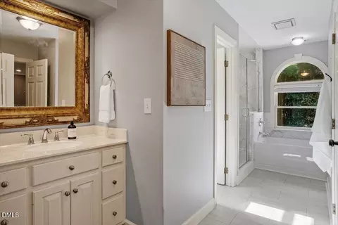 Bath - 118 E Walnut Ave, Wake Forest, NC 27587 photo 5 of 8