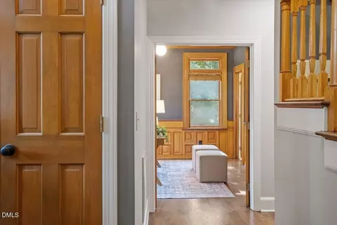 Entry Way - 118 E Walnut Ave, Wake Forest, NC 27587 photo 2 of 10
