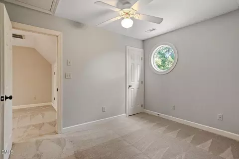 Bedroom - 118 E Walnut Ave, Wake Forest, NC 27587 photo 9 of 9