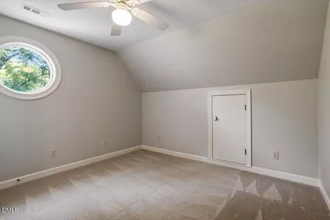 Bedroom - 118 E Walnut Ave, Wake Forest, NC 27587 photo 8 of 9