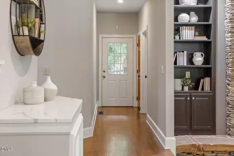 Entry Way - 118 E Walnut Ave, Wake Forest, NC 27587 photo 4 of 10