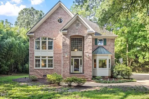 Exterior - 118 E Walnut Ave, Wake Forest, NC 27587 photo 2 of 17