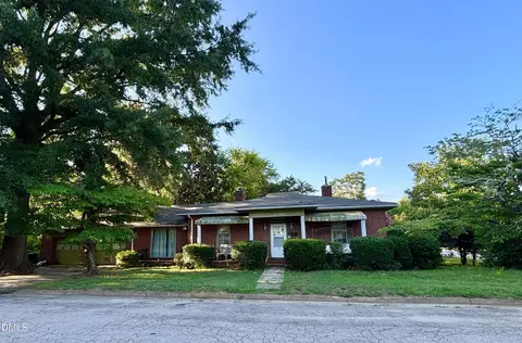 114 College St, Warrenton, NC 27589