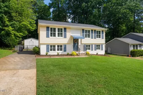 7131 Shellburne Dr, Raleigh, NC 27612