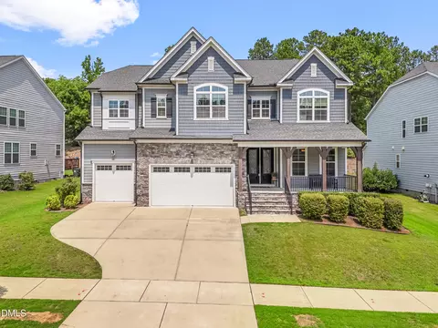 360 Fire Opal Ln, Holly Springs, NC 27540