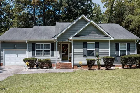312 Crestview St, Sanford, NC 27330
