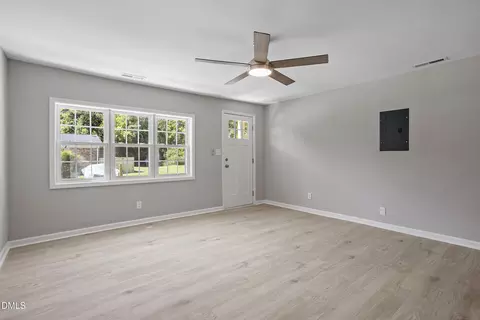 Living - 604 E Townsend St, Dunn, NC 28334 photo 3 of 6