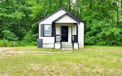 110 Cleveland St, Henderson, NC 27536