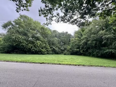 52 Ft Quarry St, Henderson, NC 27537