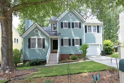 104 Penland Ct, Cary, NC 27519