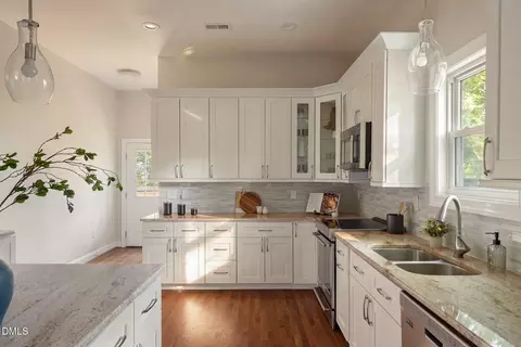 Kitchen - 205 Dowd St, Durham, NC 27701 photo 3 of 5