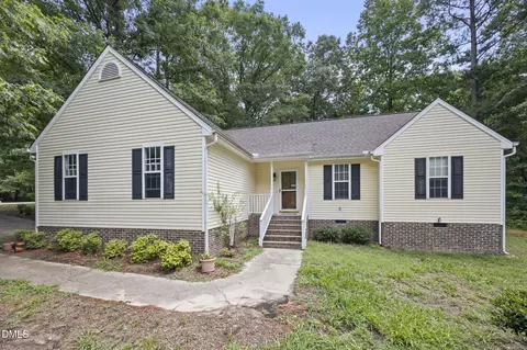 235 Cherrylaurel Dr, Youngsville, NC 27596