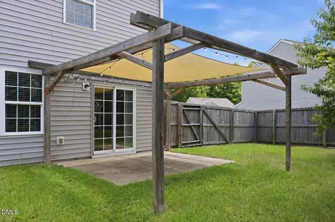 Exterior - 687 Botanical Ct, Bunnlevel, NC 28323 photo 2 of 10
