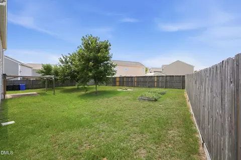 Exterior - 687 Botanical Ct, Bunnlevel, NC 28323 photo 6 of 10