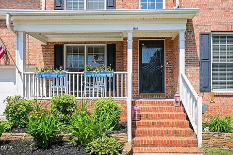 4804 Hodfield Ct, Raleigh, NC 27604