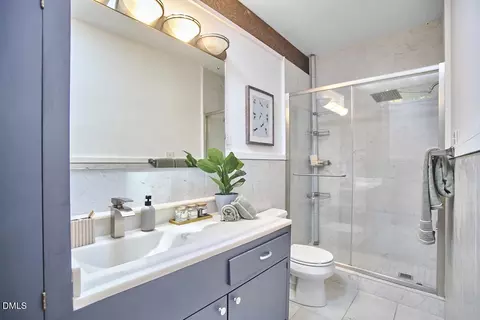 Bath - 2429 Wrightwood Ave, Durham, NC 27705 photo 1 of 4