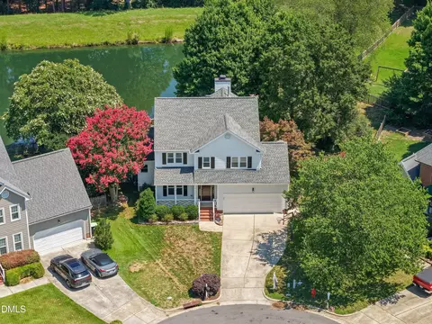 1109 Sanbour Dr, Apex, NC 27502