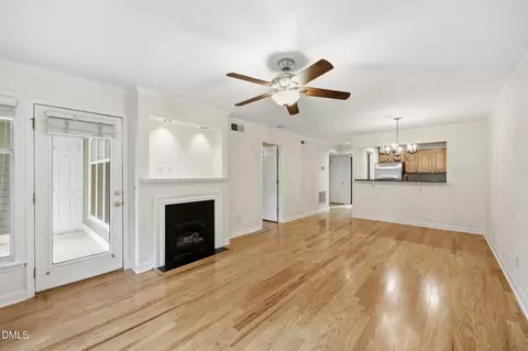 1021 Nicholwood Dr, Raleigh, NC 27605