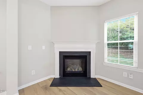 Living - 476 Panorama View Loop, Cary, NC 27519 photo 1 of 4