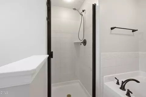 Bath - 476 Panorama View Loop, Cary, NC 27519 photo 1 of 1