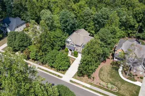 605 N Scotswood Blvd, Hillsborough, NC 27278