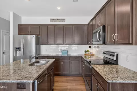 438 Leighann Ridge Ln, Rolesville, NC 27571