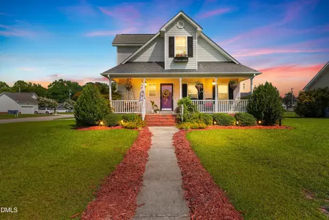 201 Bishop Ln, Dunn, NC 28334
