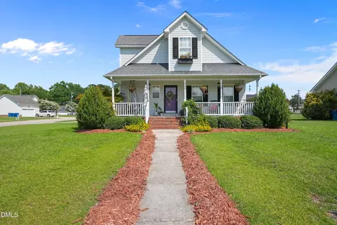 201 Bishop Ln, Dunn, NC 28334 photo 3