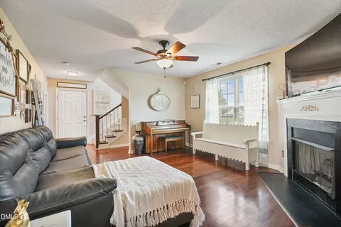 201 Bishop Ln, Dunn, NC 28334 photo 7