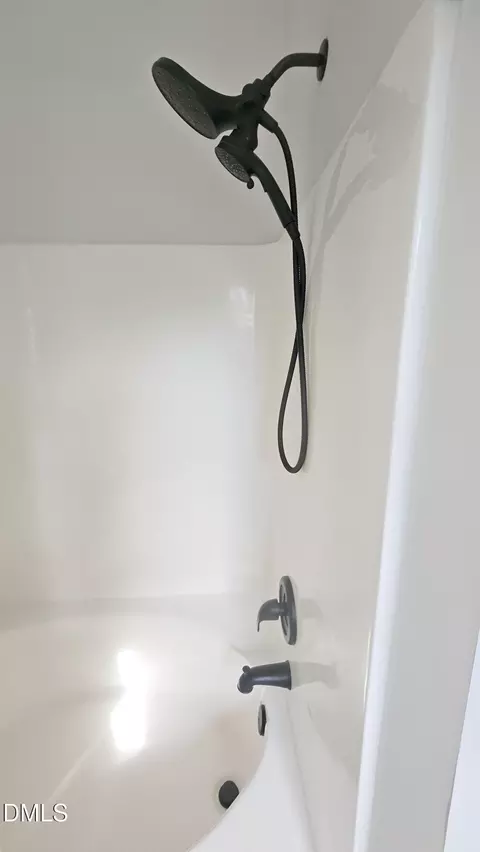 Bath - 3617 Sugar Tree Pl, Durham, NC 27713 photo 1 of 3