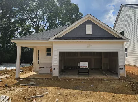 110 Baldwin St, Lillington, NC 27546