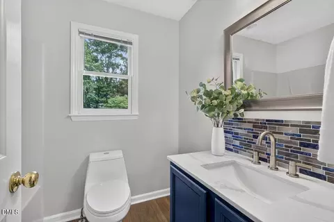 Bath - 3 Big Bluff Pl, Durham, NC 27712 photo 6 of 6