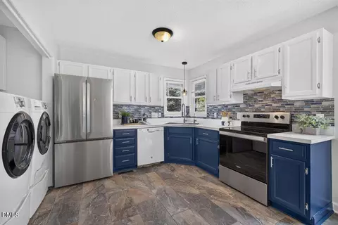 Kitchen - 3 Big Bluff Pl, Durham, NC 27712 photo 1 of 3