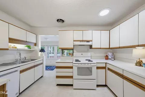 Kitchen - 306 Plainview Ave, Raleigh, NC 27604 photo 2 of 4