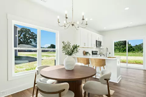 900 Butler Dr, Erwin, NC 28339 photo 5