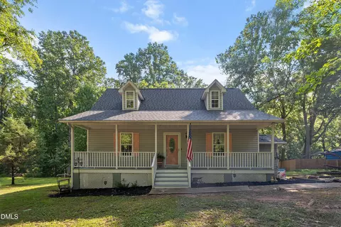 112 Waiters Way, Youngsville, NC 27596
