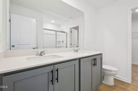 Bath - 6652 Chillingham Dr #100, Middlesex, NC 27557 photo 1 of 4