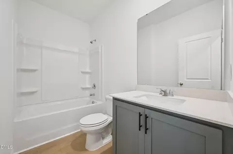 Bath - 6652 Chillingham Dr #100, Middlesex, NC 27557 photo 2 of 4