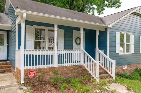 8109 Round Oak Rd, Raleigh, NC 27616