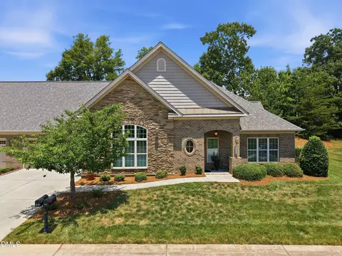5424 Ggo Dr, Greensboro, NC 27406