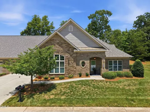 5424 Ggo Dr, Greensboro, NC 27406