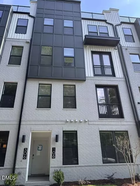 110 Byrum St #106, Cary, NC 27511