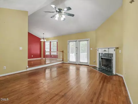 829 Rainer Ct, Garner, NC 27529 photo 4