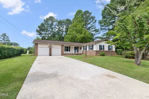 Exterior - 1002 E Maplewood Dr, Benson, NC 27504 photo 1 of 16