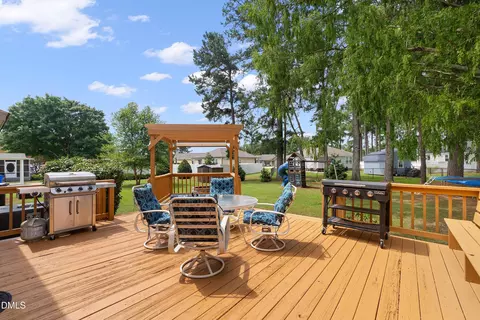 Exterior - 1002 E Maplewood Dr, Benson, NC 27504 photo 12 of 16