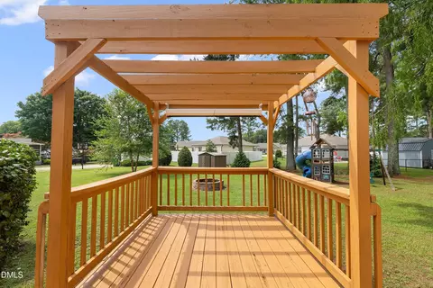 Exterior - 1002 E Maplewood Dr, Benson, NC 27504 photo 14 of 16