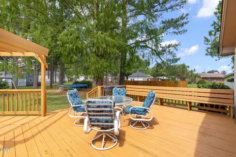 Exterior - 1002 E Maplewood Dr, Benson, NC 27504 photo 13 of 16