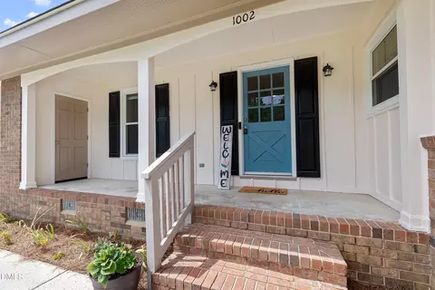 Exterior - 1002 E Maplewood Dr, Benson, NC 27504 photo 5 of 16