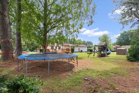 Exterior - 1002 E Maplewood Dr, Benson, NC 27504 photo 15 of 16